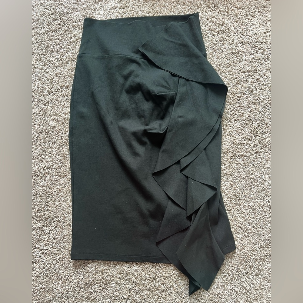 NWT Bebe Pencil Skirt with Ruffle Detail